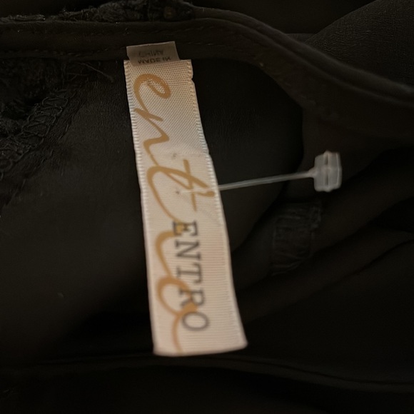 ❤️ entro Chiffon Flare Sleeve Top With Lace Back - Picture 6 of 9